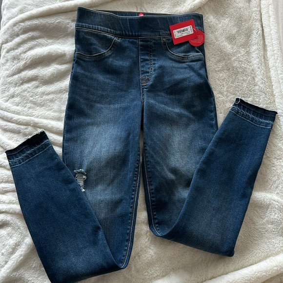 Spanx Distressed Denim High Rise Leggings 
Size: XS - Picture 7 of 9